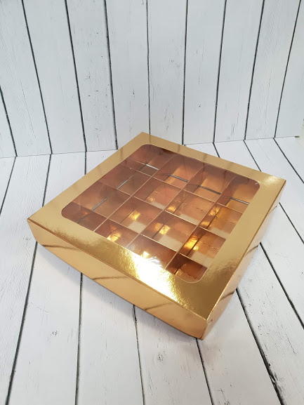 Коробка для конфет 19х19х3см