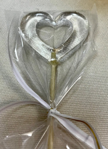 Леденец сердечко прозрачное