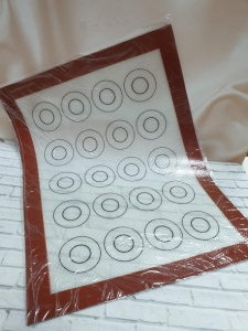 Коврик армированный для макаронс 40х30 см