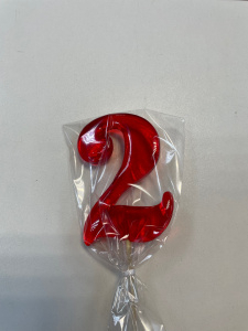 Леденец топпер цифра "2" Красная 8 см