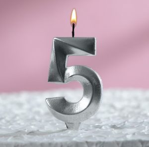 Свеча "Грань" цифра 5 серебро