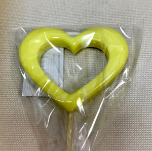 Леденец сердечко желтое матовое