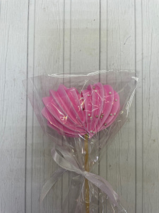 Безе на палочке Розовое сердечко с посыпкой 4 см