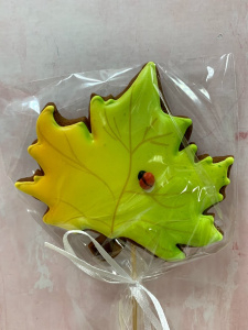 Пряничный топпер "Кленовый листик"