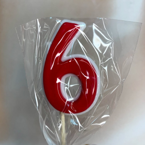 Леденец топпер 3D цифра "6" бело/красный 6см